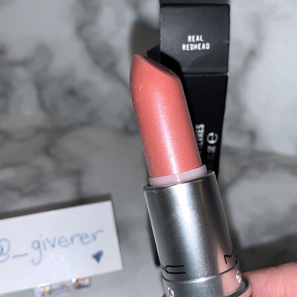REAL REDHEAD Lustre Lipstick MAC IS BEAUTY - Picture 3 of 15
